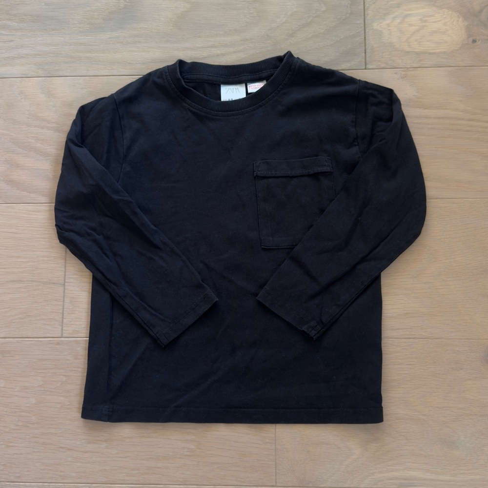 Zara boys black long sleeve pocket tee t-shirt size 4-5 years